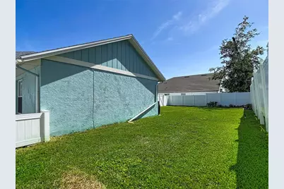 28726 Creekwood Drive, Wesley Chapel, FL 33545 - Photo 27