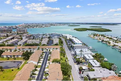12223 Sun Vista Court E, Treasure Island, FL 33706 - Photo 35