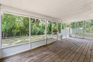 2516 Mobilaire Dr, Lutz, FL 33559 - Photo 47