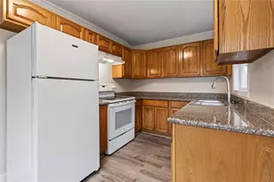 2525 21st St S, Saint Petersburg, FL 33712 - Photo 11