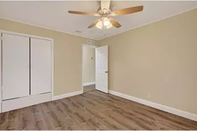 2525 21st Street S, Saint Petersburg, FL 33712 - Photo 17