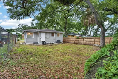 2525 21st Street S, Saint Petersburg, FL 33712 - Photo 37