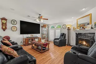 14269 Rialto Ave, Brooksville, FL 34613 - Photo 11