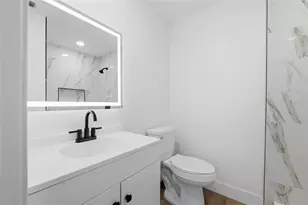 505 Papaya Dr, Tampa, FL 33619 - Photo 15