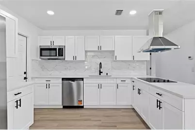 505 Papaya Drive, Tampa, FL 33619 - Photo 9