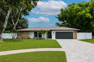 1967 Castille Dr, Dunedin, FL 34698 - Photo 7