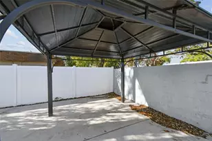 12252 Eldon Dr, Largo, FL 33774 - Photo 77
