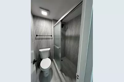 844 5th Avenue S #11, Saint Petersburg, FL 33701 - Photo 5