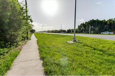 17380 Riverstone Drive, Lutz, FL 33558 - Photo 15