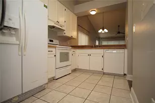 7807 Amberlea Ct, Tampa, FL 33637 - Photo 5
