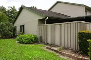 7807 Amberlea Ct, Tampa, FL 33637 - Photo 17