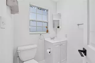 3625 8th Ave N, Saint Petersburg, FL 33713 - Photo 11