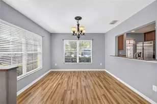 37602 Aaralyn Rd, Zephyrhills, FL 33542 - Photo 11