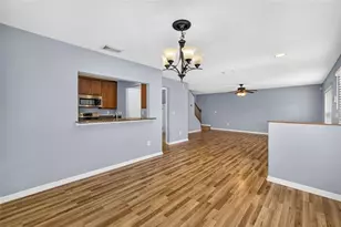 37602 Aaralyn Rd, Zephyrhills, FL 33542 - Photo 13