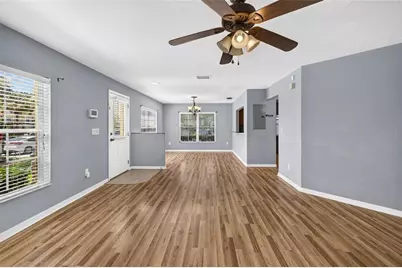37602 Aaralyn Rd, Zephyrhills, FL 33542 - Photo 7