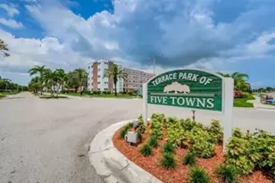 5925 Terrace Park Dr N, Saint Petersburg, FL 33709 - Photo 7