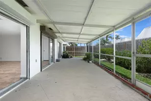 6575 Green Valley Dr, Seminole, FL 33777 - Photo 15