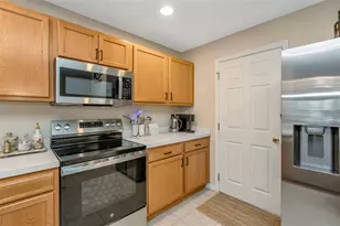 2958 Royal Tuscan Ln, Valrico, FL 33594 - Photo 13