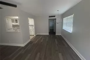 1802 Bedford Terrace, Sun City Center, FL 33573 - Photo 5