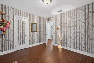 920 29th St N, Saint Petersburg, FL 33713 - Photo 13