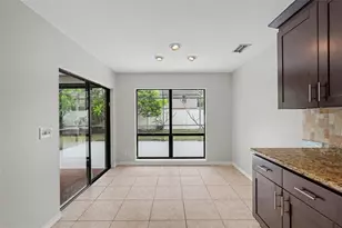 10906 Autumn Oak Pl, Tampa, FL 33618 - Photo 15