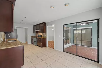 10906 Autumn Oak Place, Tampa, FL 33618 - Photo 13