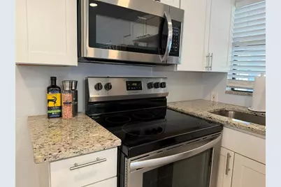 2020 E Powhatan Avenue, Tampa, FL 33610 - Photo 13