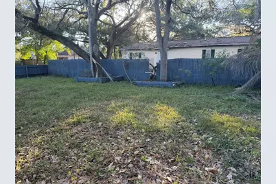 2020 E Powhatan Avenue, Tampa, FL 33610 - Photo 7