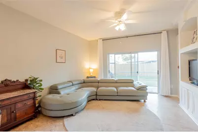 7603 Devonbridge Garden Way, Apollo Beach, FL 33572 - Photo 11