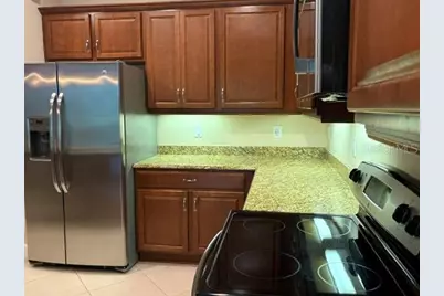 2304 Oakley Green Drive #61, Sun City Center, FL 33573 - Photo 9