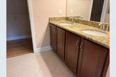 2304 Oakley Green Drive #61, Sun City Center, FL 33573 - Photo 15