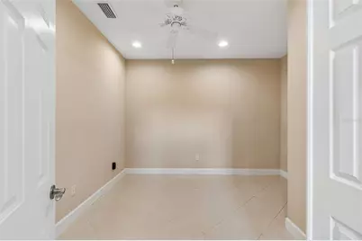 2304 Oakley Green Drive #61, Sun City Center, FL 33573 - Photo 11
