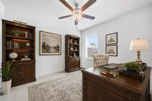 10834 Gable Dig Loop, San Antonio, FL 33576 - Photo 5
