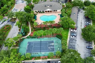 18593 Bridle Club Dr, Tampa, FL 33647 - Photo 53