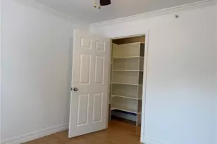 18593 Bridle Club Dr, Tampa, FL 33647 - Photo 43