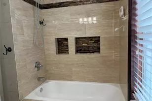 18593 Bridle Club Dr, Tampa, FL 33647 - Photo 41