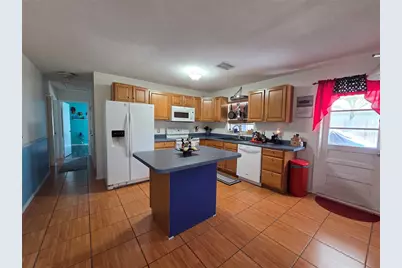 9272 51st Street N, Pinellas Park, FL 33782 - Photo 3