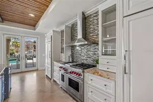 4927 Lyford Cay Rd, Tampa, FL 33629 - Photo 27