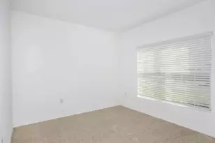 13317 Commons Ave, Parrish, FL 34219 - Photo 11