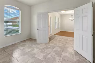 2206 Via Cortona St, Plant City, FL 33566 - Photo 9