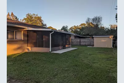 333 Brandywine Drive, Valrico, FL 33594 - Photo 15