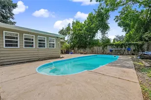 308 E Althea Ave, Tampa, FL 33612 - Photo 13