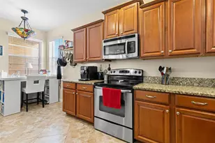 9524 Trumpet Vine Loop, New Port Richey, FL 34655 - Photo 5