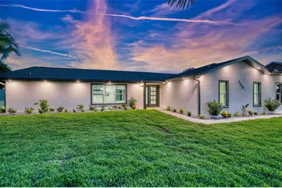 728 Spanish Main Drive, Apollo Beach, FL 33572 - Photo 1