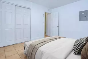 3017 49th St S, Gulfport, FL 33707 - Photo 7