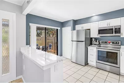 3174 Windrush #25, Sarasota, FL 34235 - Photo 3