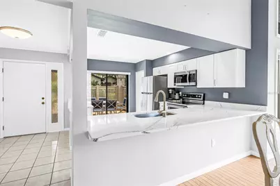 3174 Windrush #25, Sarasota, FL 34235 - Photo 17