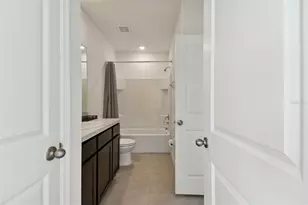 2880 Evergreen Elm Pass, Wesley Chapel, FL 33543 - Photo 21