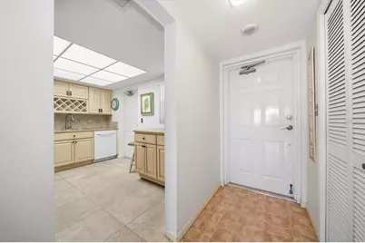 5108 Brittany Drive S #607, Saint Petersburg, FL 33715 - Photo 5