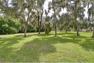 914 S Miller Road, Valrico, FL 33594 - Photo 43